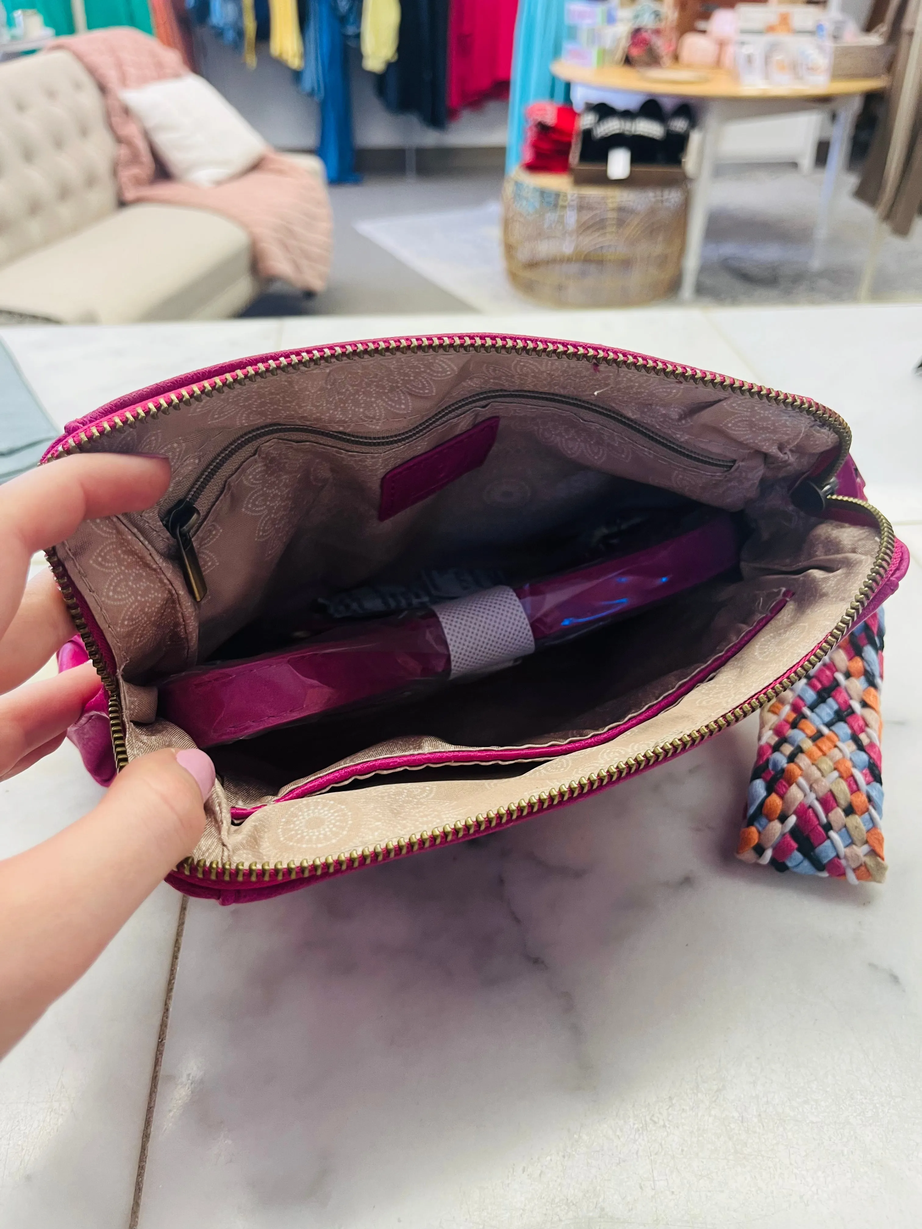 Gigi Crossbody with woven wristlet -5 colors