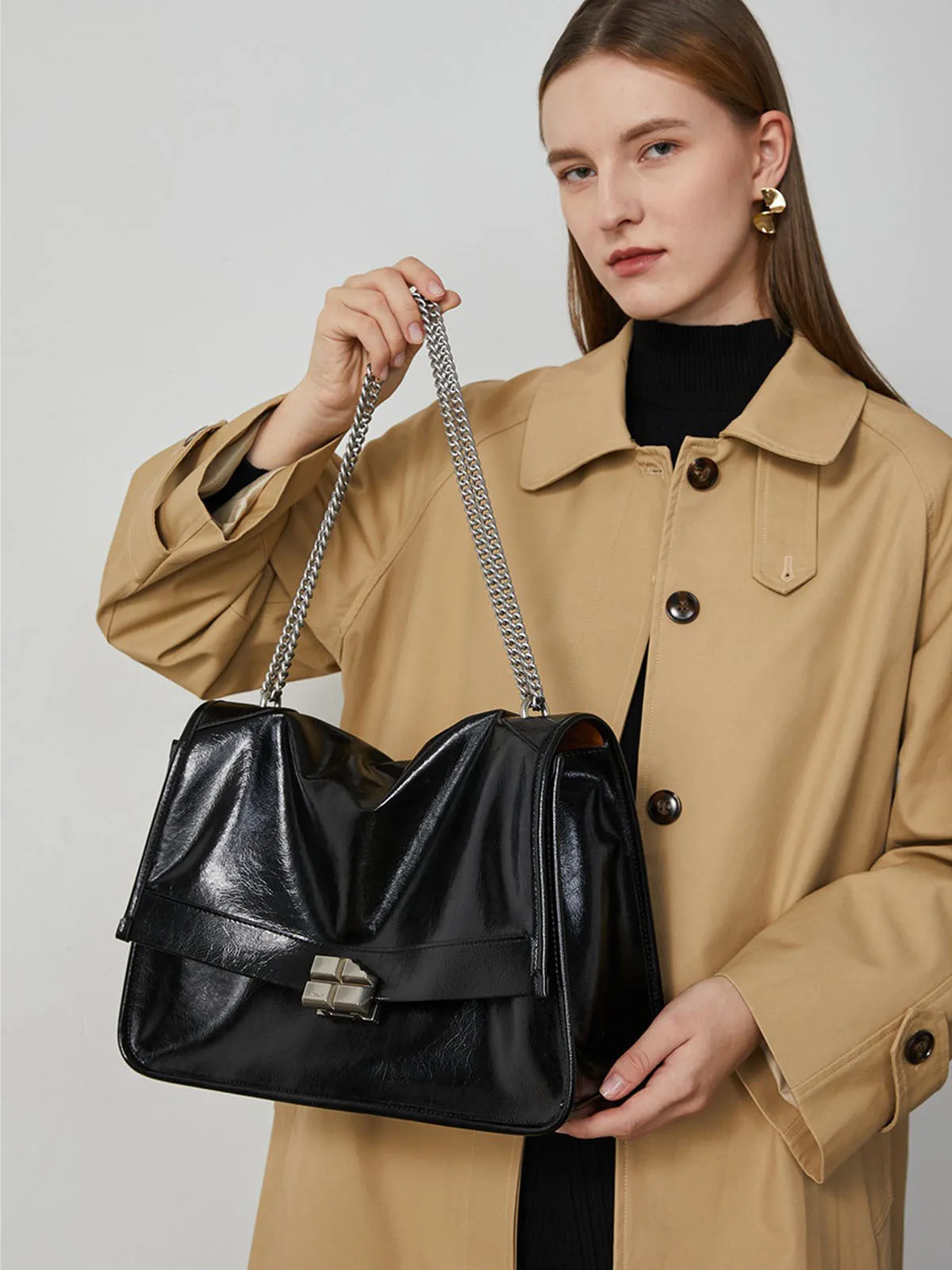 Smting | Medium Slouchy Leather Handbag With Chocolate Lock